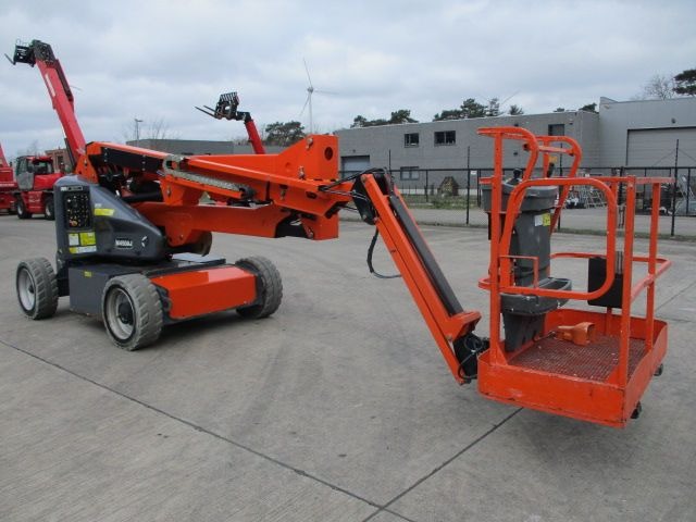 Sold - Articulated Boom Lift - View 2